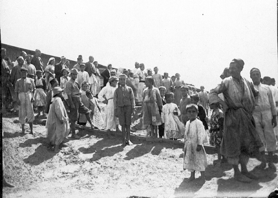 Беженцы с горы Муса-даг в Порте Саид, Египет